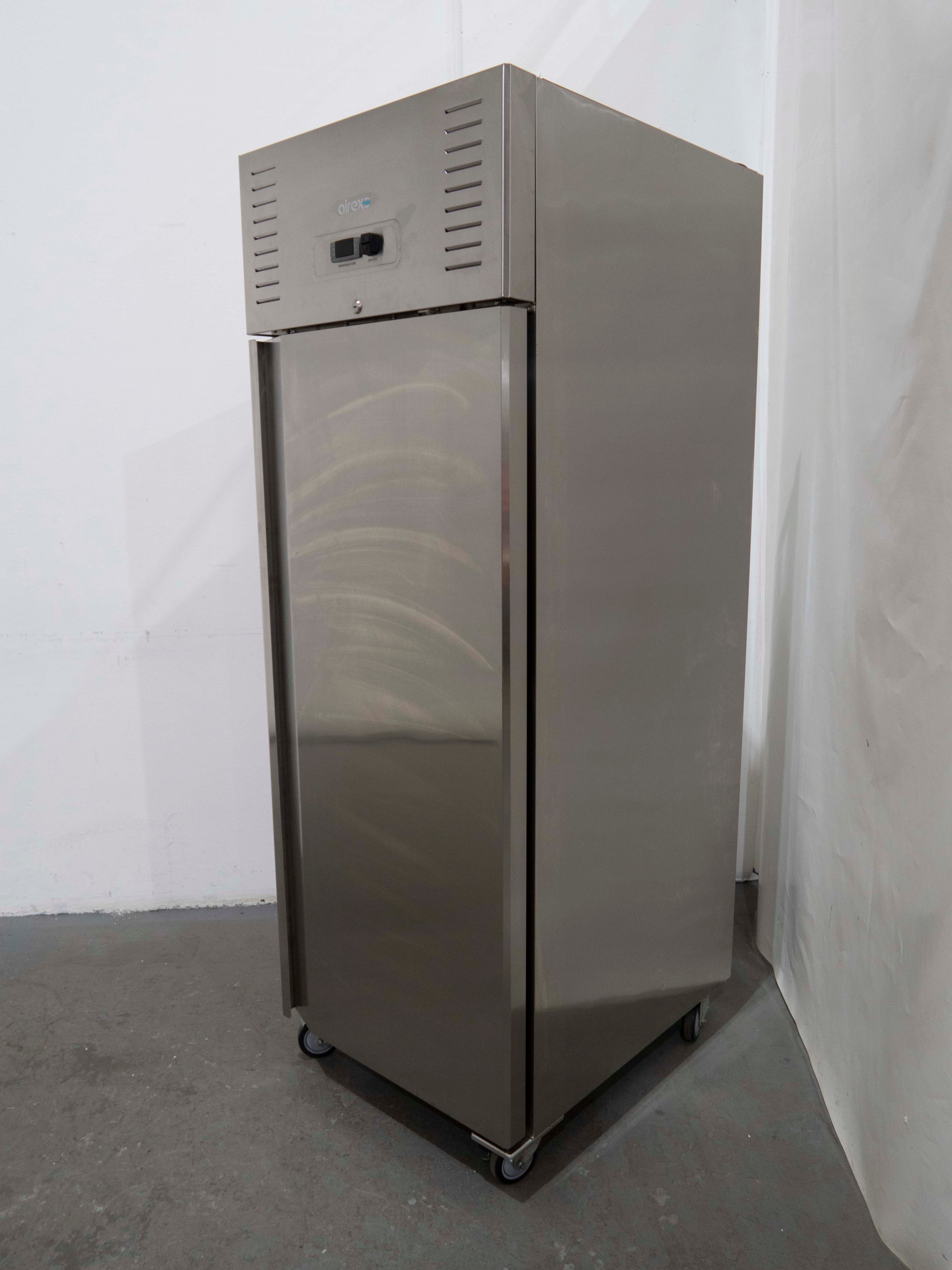 Airex AXF-URGN-1B1 Upright Freezer