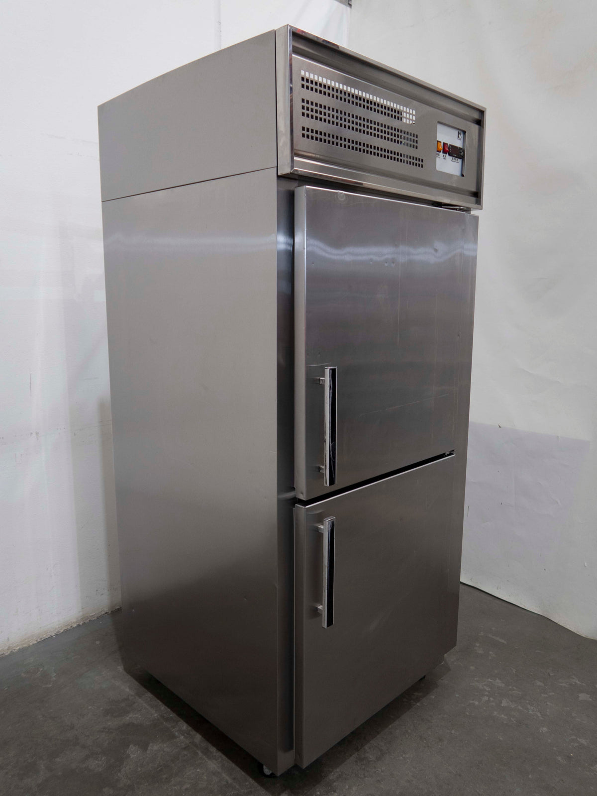 AFE ARTISAN M1743 Blast Freezer/Chiller
