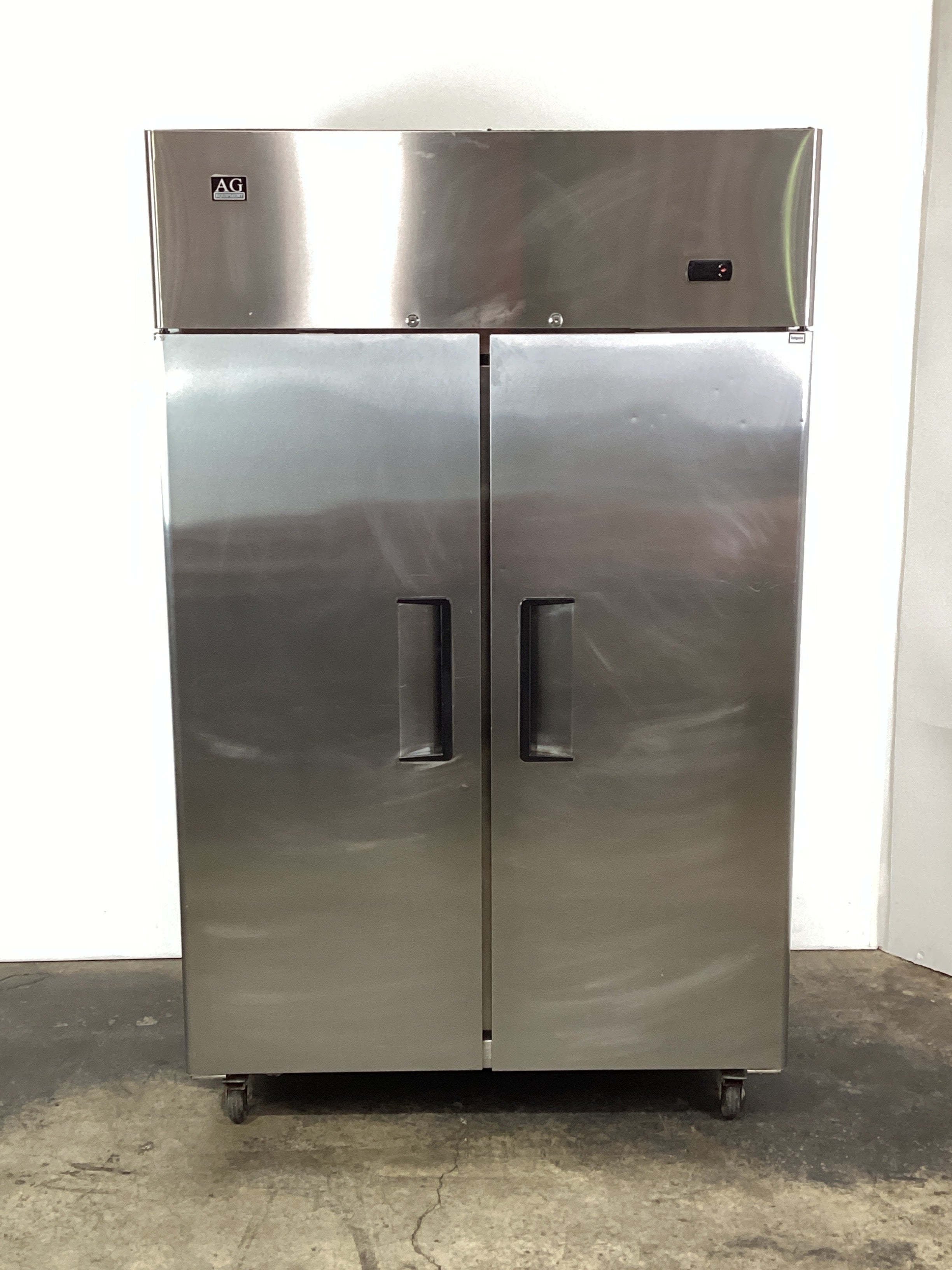 AG Equipment B900TNV Upright Fridge