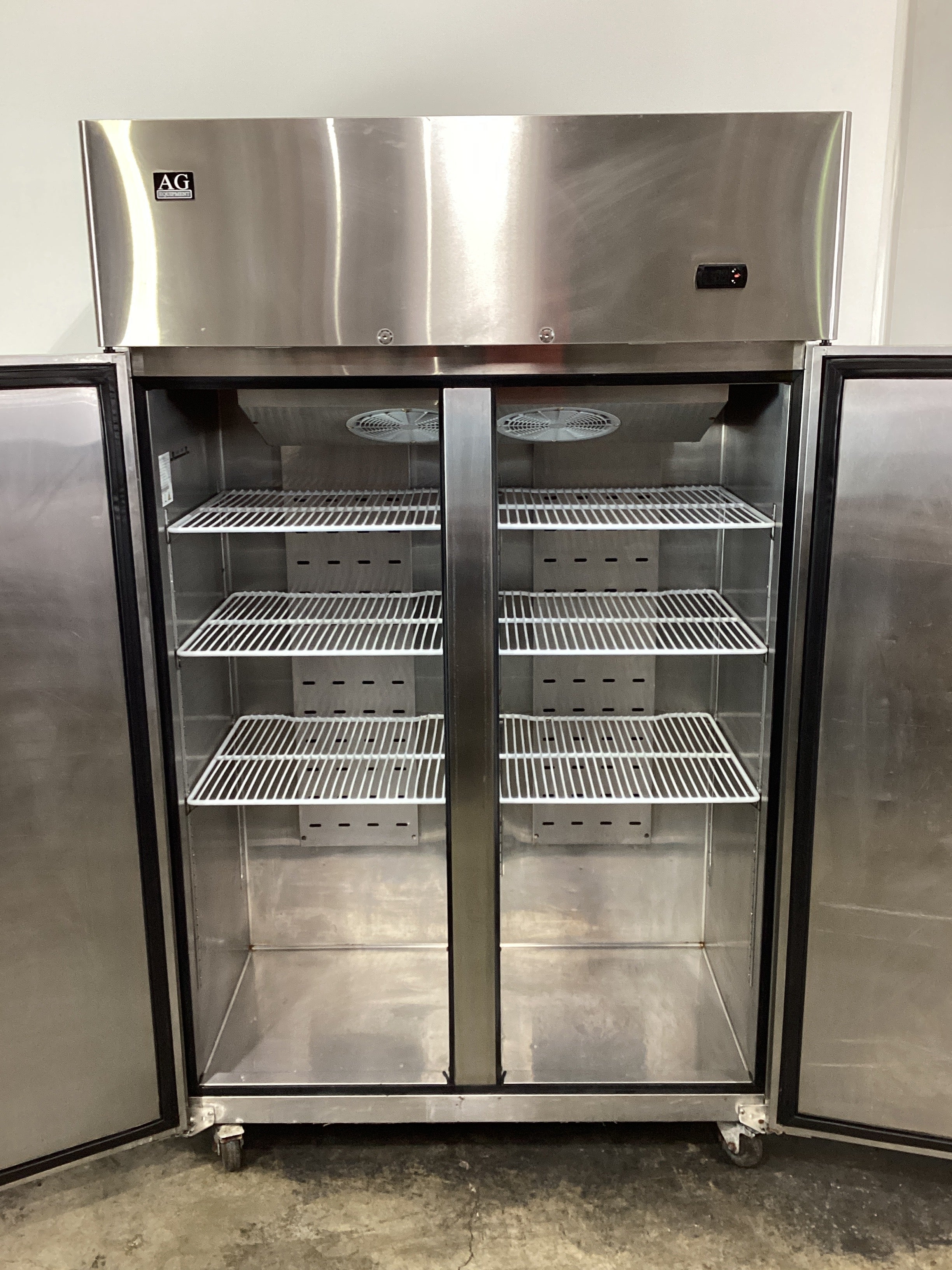 AG Equipment B900TNV Upright Fridge