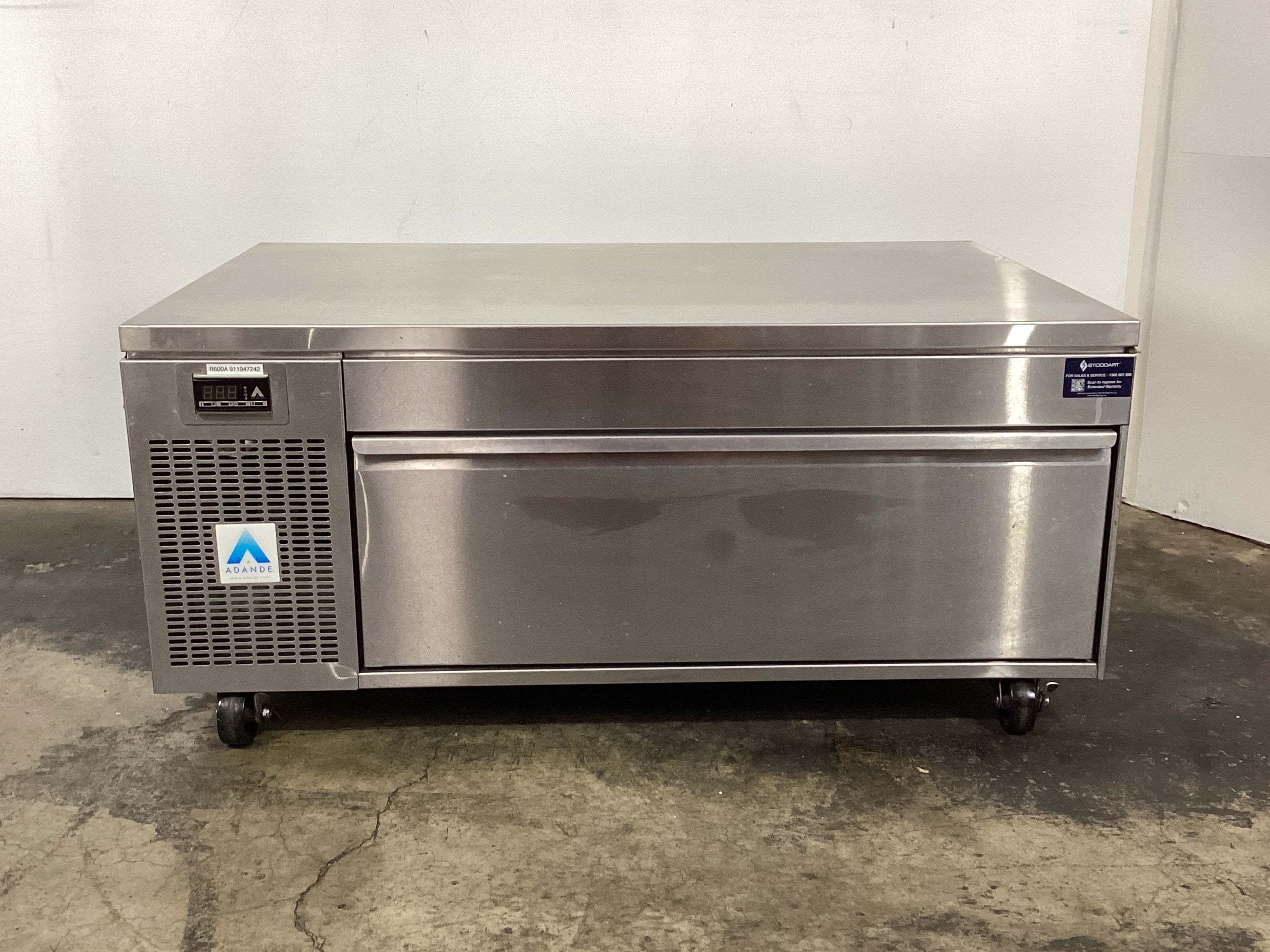 Adande VCS R2 V1 Undercounter Bench Fridge