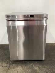 Airex AXF.UC.1 Undercounter Freezer