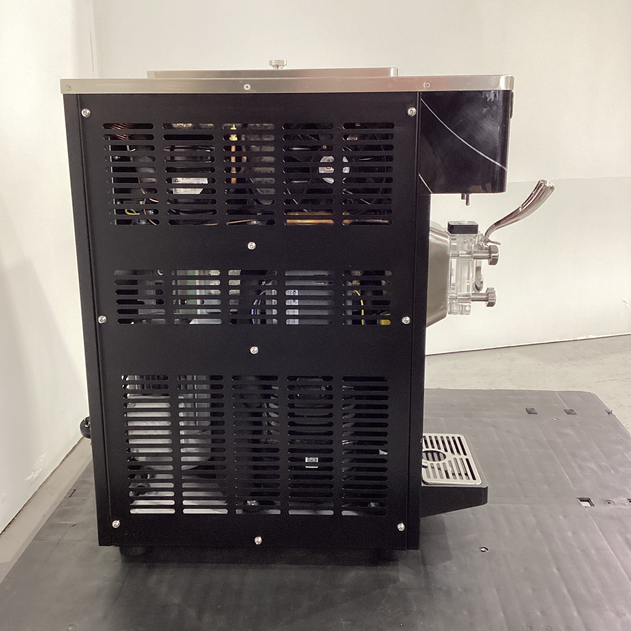 Acaion BE121 Ice Cream Machine