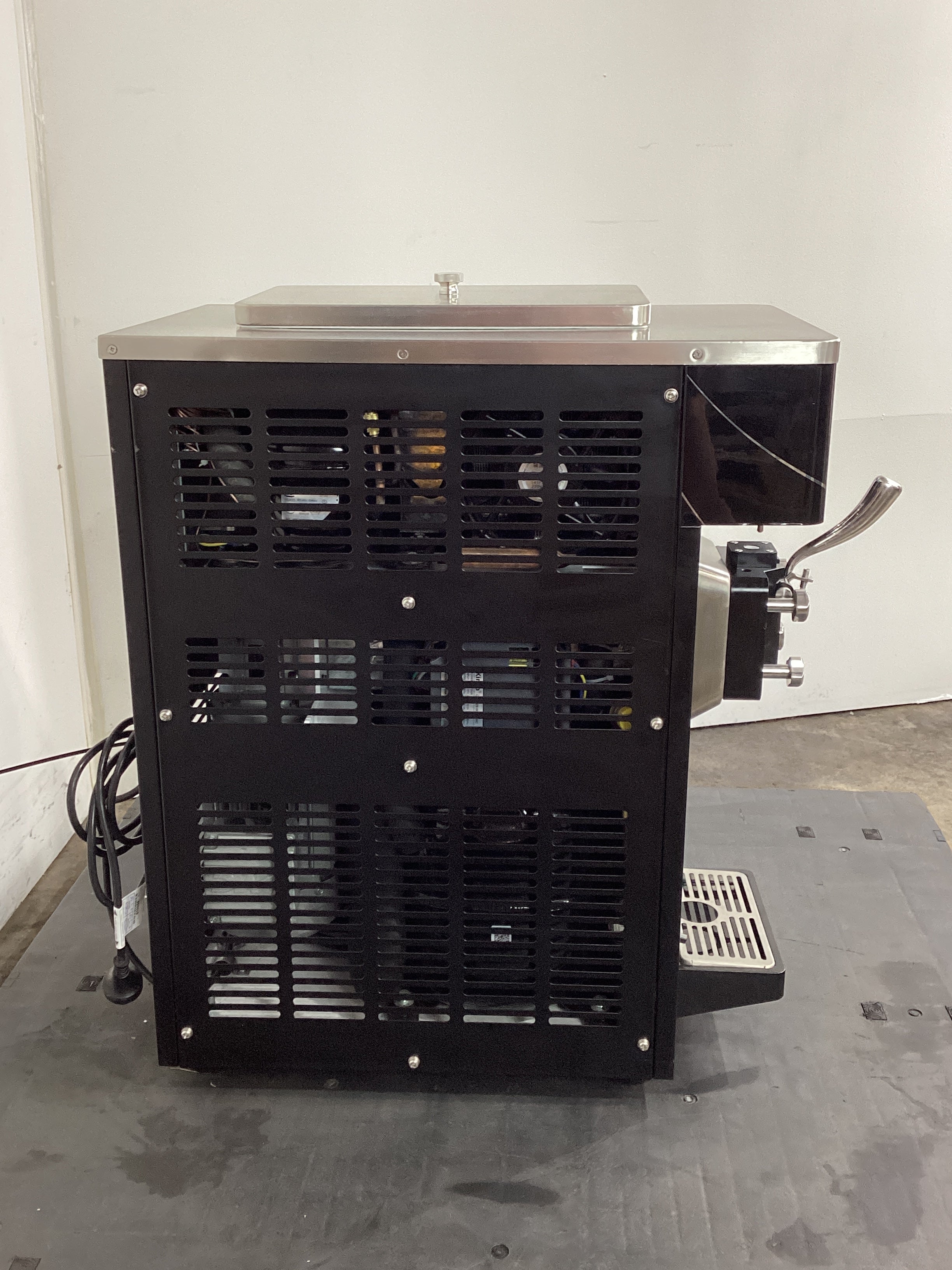ACAiPRO BE121 Acai Machine